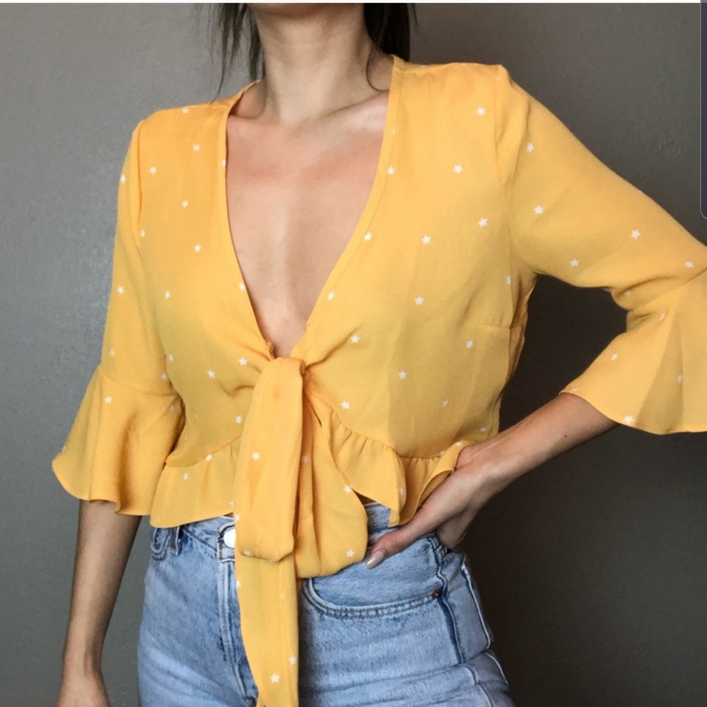 Yellow blouse - Picture 3 of 3